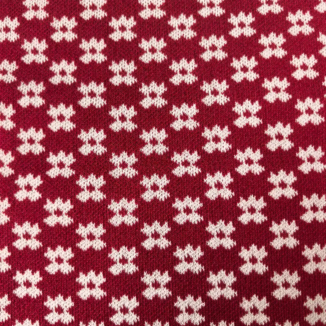 China Yarn for Ladies Vest (Sweater),Round Neck Pullover (Sweater),Women's Pants (Sweater),Roll Neck Jumper (Sweater) Double Twist Spun Regular Yarn Recycled Polyester Liva Eco Viscose cream/Red color buy from China wholesaler bulk order at wholesale price free worldwide shipping Alibaba