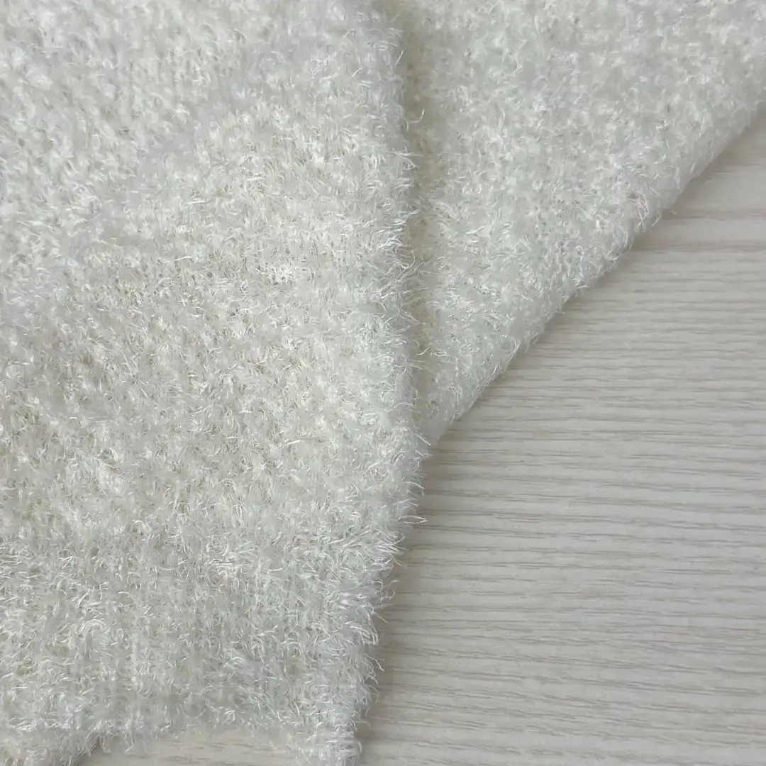China Yarn for Ladies Vest (Sweater),Men’s Vest (Sweater),Open Cardigan (Sweater),T-shirt (Sweater),Dresses (Cardigan Open) (Sweater),Skirt (Sweater) Feather Yarn Fancy Yarn Polyester white color buy from China wholesaler bulk order at wholesale price free worldwide shipping Alibaba