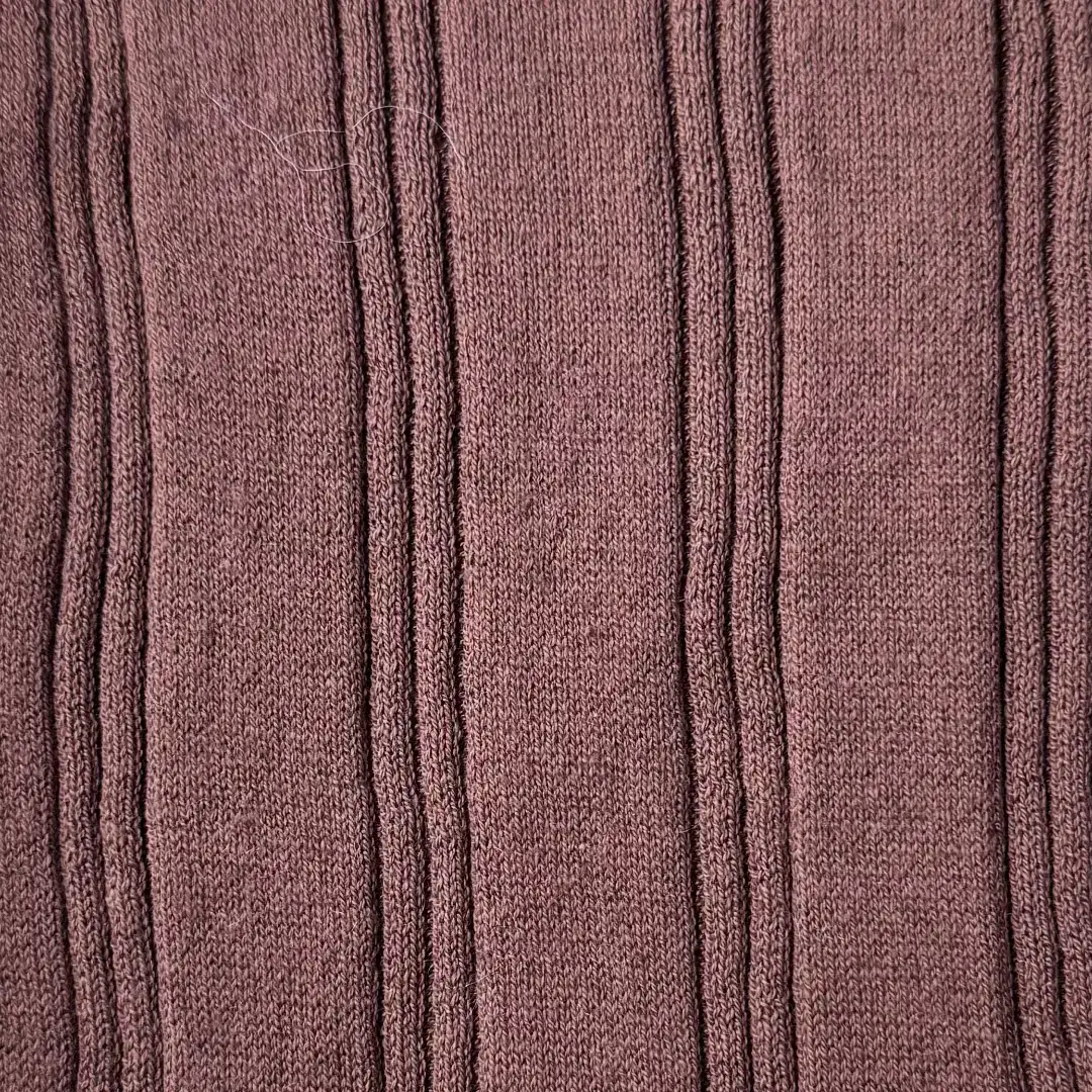 China Yarn for Ladies Vest (Sweater),Men’s Vest (Sweater),Open Cardigan (Sweater),T-shirt (Sweater),Skirt (Sweater) Ring Spun Regular Yarn Organic Cotton Brown color buy from China wholesaler bulk order at wholesale price free worldwide shipping Alibaba