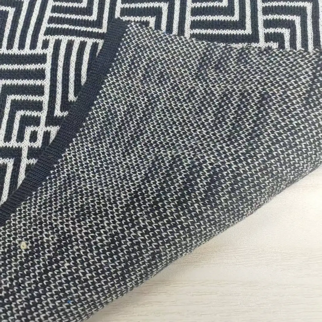 China Yarn for Open Cardigan (Sweater),Full-Zipper Cardigan (Sweater),Half-Zipper Cardigan (Sweater) Ring Spun Regular Yarn Organic Cotton Recycled Polyester white，blue color buy from China wholesaler bulk order at wholesale price free worldwide shipping Alibaba