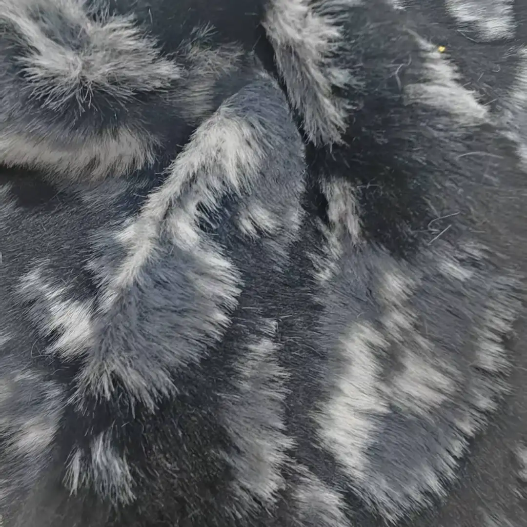 China Yarn for Full-Zipper Cardigan (Sweater),Half-Zipper Cardigan (Sweater),Shirt Long Sleeve Button (Sweater) Cat Feather Yarn Fancy Yarn Nylon Gray color buy from China wholesaler bulk order at wholesale price free worldwide shipping Alibaba