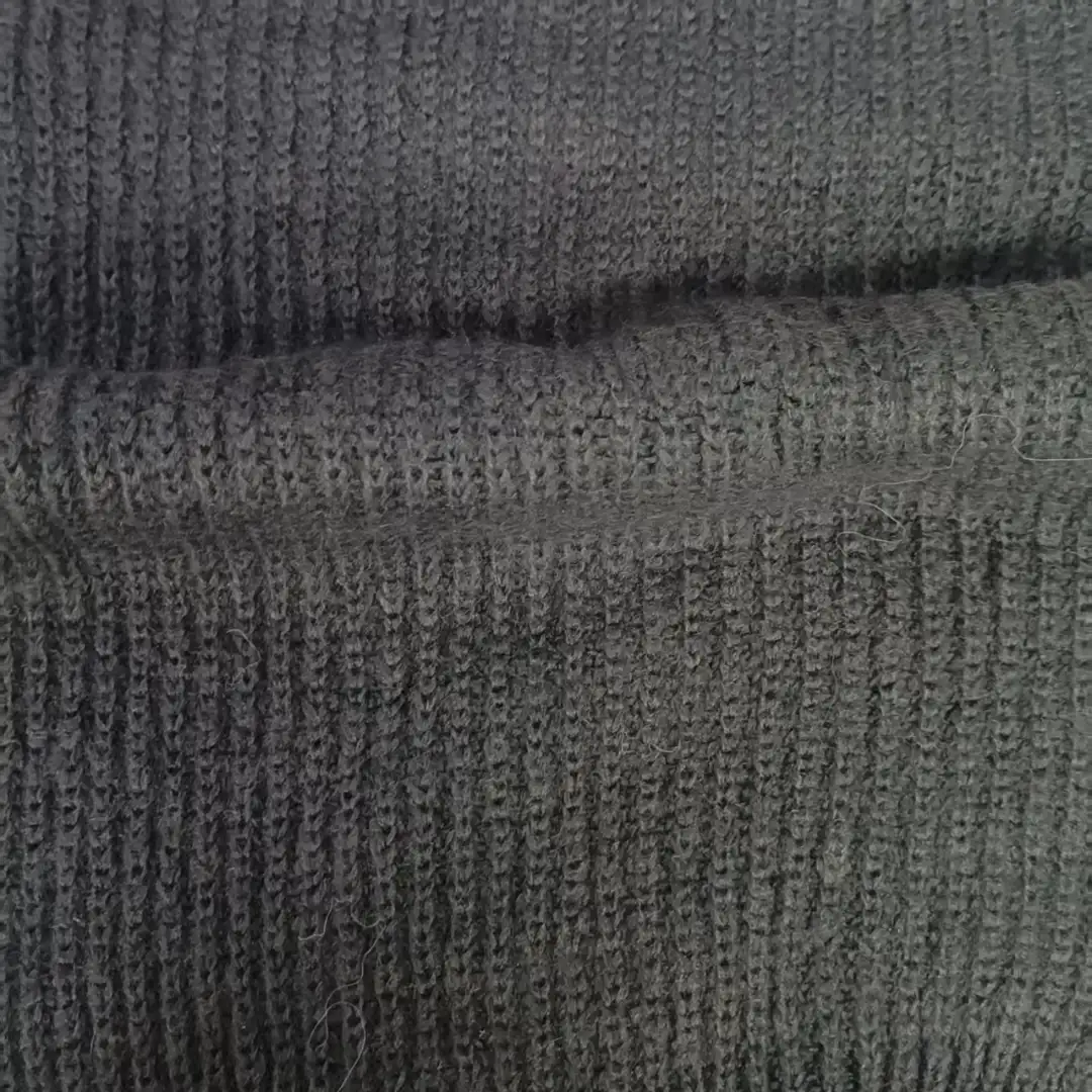 China Yarn for Ladies Vest (Sweater),Men’s Vest (Sweater),Open Cardigan (Sweater),Full-Zipper Cardigan (Sweater),Half-Zipper Cardigan (Sweater),Shirt Long Sleeve Button (Sweater) Mossy Yarn Fancy Yarn Acrylic Nylon gray color buy from China wholesaler bulk order at wholesale price free worldwide shipping Alibaba