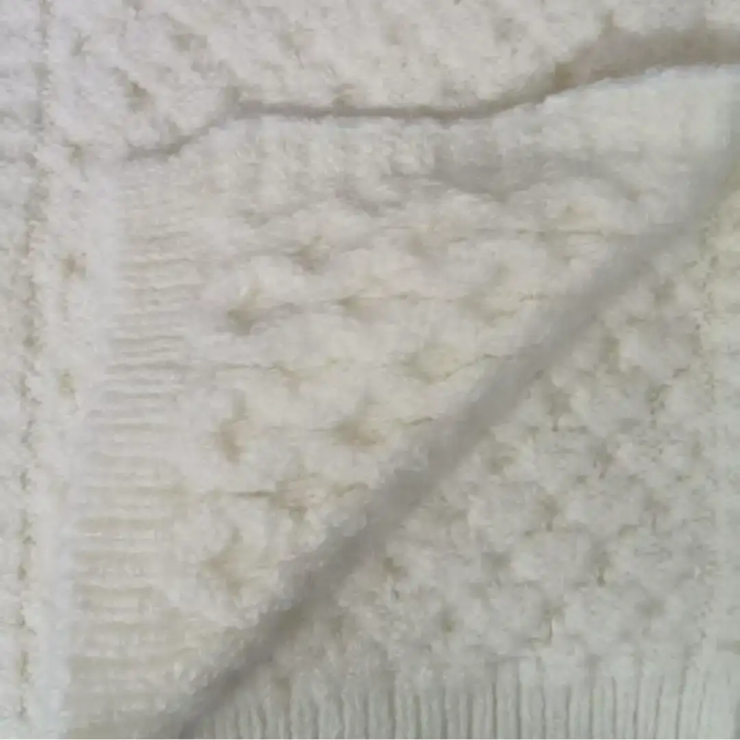 China Yarn for Ladies Vest (Sweater),Men’s Vest (Sweater),Open Cardigan (Sweater),Full-Zipper Cardigan (Sweater),Half-Zipper Cardigan (Sweater),Shirt Long Sleeve Button (Sweater) Core Spun Yarn Regular Yarn Acrylic Nylon PTT white color buy from China wholesaler bulk order at wholesale price free worldwide shipping Alibaba