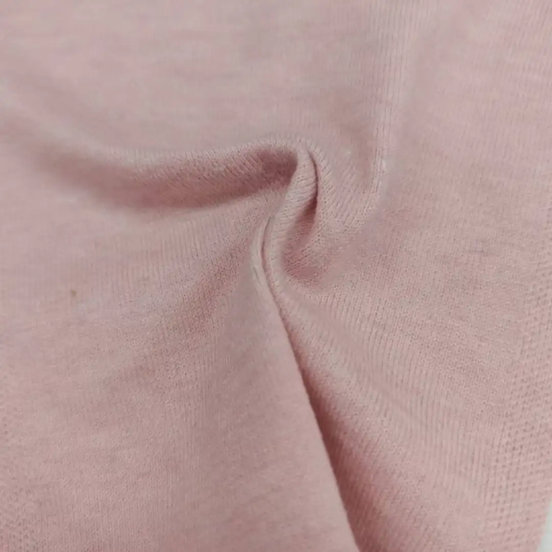 China Yarn for Ladies Vest (Sweater),Crop Top Pullover (Sweater),Dresses (Cardigan Button) (Sweater) Core Spun Yarn Regular Yarn Recycled Polyester Polyester Nylon Pink、red、cream-coloured color buy from China wholesaler bulk order at wholesale price free worldwide shipping Alibaba