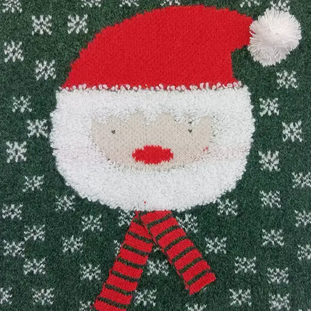 China Yarn for Ladies Vest (Sweater),Full-Zipper Cardigan (Sweater),Shirt Long Sleeve Button (Sweater),Shirt Half Sleeve Button (Sweater) Mossy Yarn Fancy Yarn Recycled Polyester Polyester Elastane Polyamide White, black, brown,gray color buy from China wholesaler bulk order at wholesale price free worldwide shipping Alibaba