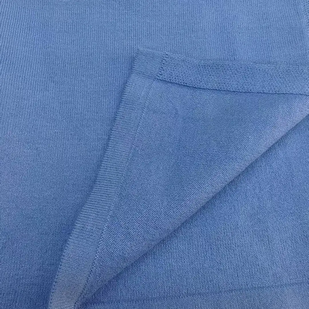 China Yarn for Polo Shirt,Crop Top,Full-Zipper Cardigan (Sweater),Half-Zipper Cardigan (Sweater) Core Spun Yarn Regular Yarn Lenzing Viscose Polyester Blue color buy from China wholesaler bulk order at wholesale price free worldwide shipping Alibaba