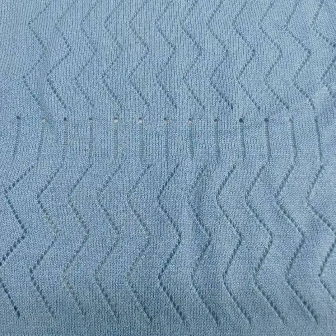 China Yarn for Polo Shirt,Crop Top,Open Cardigan (Sweater),Full-Zipper Cardigan (Sweater) Semi-Worsted Spun Regular Yarn Lyocell Acetate PBT Blue color buy from China wholesaler bulk order at wholesale price free worldwide shipping Alibaba