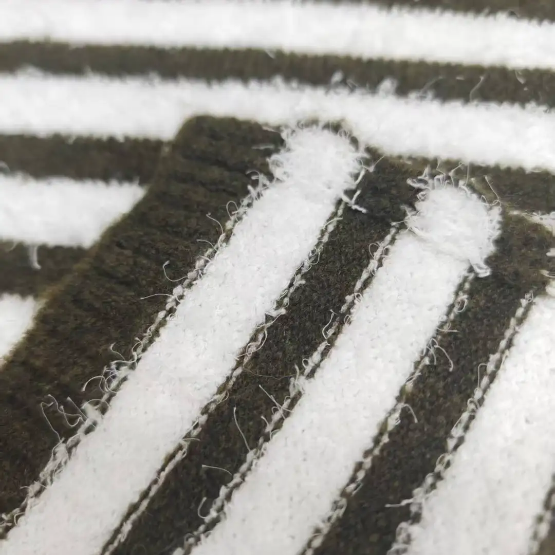 China Yarn for Open Cardigan (Sweater),Full-Zipper Cardigan (Sweater),Half-Zipper Cardigan (Sweater),Shirt Long Sleeve Zipper (Sweater) Teddy Yarn Fancy Yarn Recycled Polyester Acrylic Wool Spandex blackish green，white color buy from China wholesaler bulk order at wholesale price free worldwide shipping Alibaba