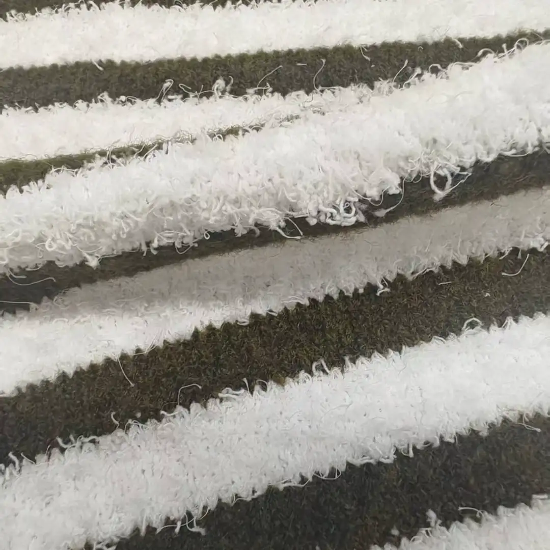 China Yarn for Open Cardigan (Sweater),Full-Zipper Cardigan (Sweater),Half-Zipper Cardigan (Sweater),Shirt Long Sleeve Zipper (Sweater) Teddy Yarn Fancy Yarn Recycled Polyester Acrylic Wool Spandex blackish green，white color buy from China wholesaler bulk order at wholesale price free worldwide shipping Alibaba