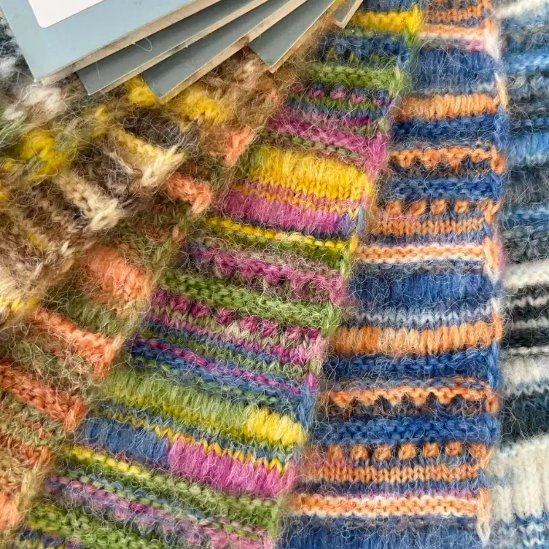 China Yarn for Open Cardigan (Sweater) Air Spun Yarn Fancy Yarn Acrylic Nylon Polyester 多色 color buy from China wholesaler bulk order at wholesale price free worldwide shipping Alibaba