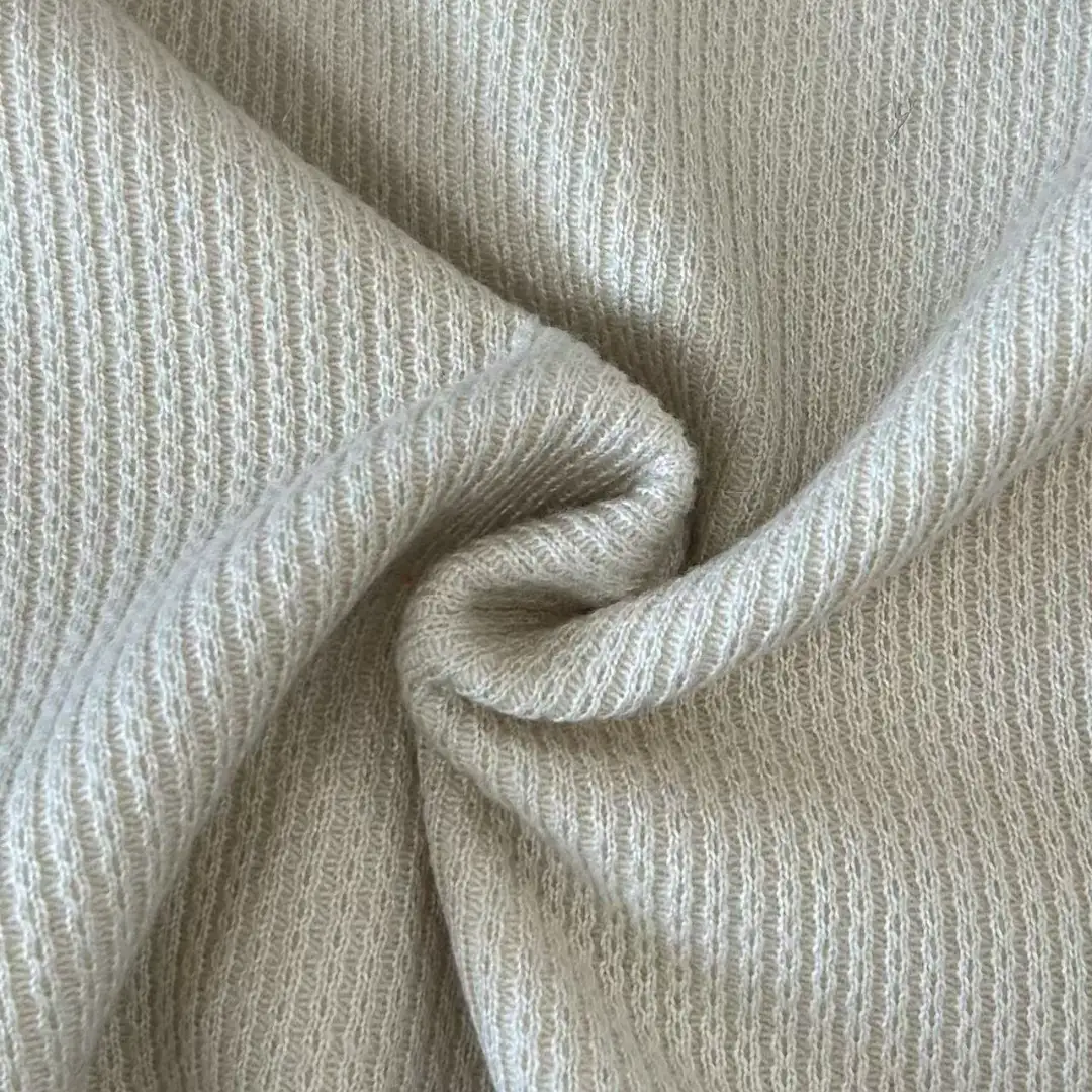 China Yarn for Round Neck Pullover (Sweater) Mossy Yarn Fancy Yarn Polyester 多色 color buy from China wholesaler bulk order at wholesale price free worldwide shipping Alibaba