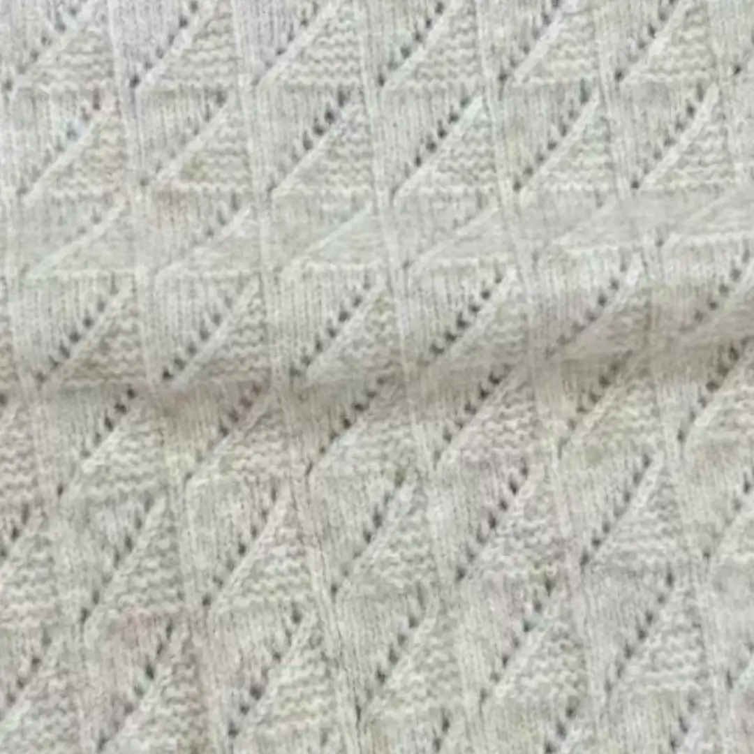 China Yarn for Men’s Vest (Sweater),Open Cardigan (Sweater),Full-Zipper Cardigan (Sweater),Round Neck Pullover (Sweater),Roll Neck Jumper (Sweater) Air Spun Yarn Fancy Yarn Wool Recycled Polyester Oatmeal color buy from China wholesaler bulk order at wholesale price free worldwide shipping Alibaba