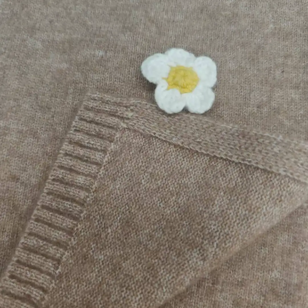 China Yarn for Open Cardigan (Sweater),Full-Zipper Cardigan (Sweater),Shirt Long Sleeve Button (Sweater) Air Spun Yarn Fancy Yarn Polyester Nylon Acrylic Wool light tan color buy from China wholesaler bulk order at wholesale price free worldwide shipping Alibaba