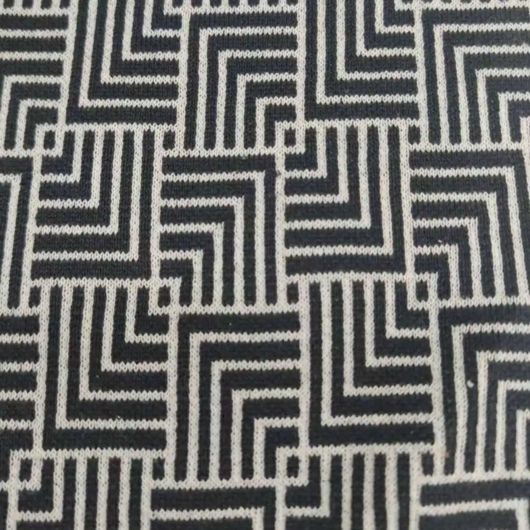 China Yarn for Open Cardigan (Sweater),Full-Zipper Cardigan (Sweater),Half-Zipper Cardigan (Sweater) Ring Spun Regular Yarn Organic Cotton Recycled Polyester white，blue color buy from China wholesaler bulk order at wholesale price free worldwide shipping Alibaba