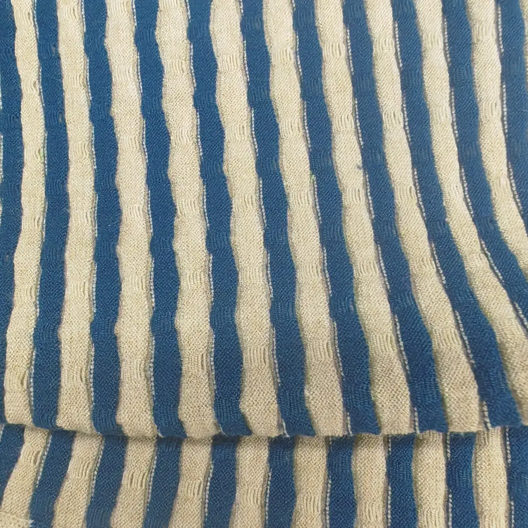 China Yarn for Crop Top,Hoodie,Full-Zipper Cardigan (Sweater),Half-Zipper Cardigan (Sweater) Core Spun Yarn Regular Yarn Eco Vero Recycled Polyester PBT Beige and navy blue color buy from China wholesaler bulk order at wholesale price free worldwide shipping Alibaba