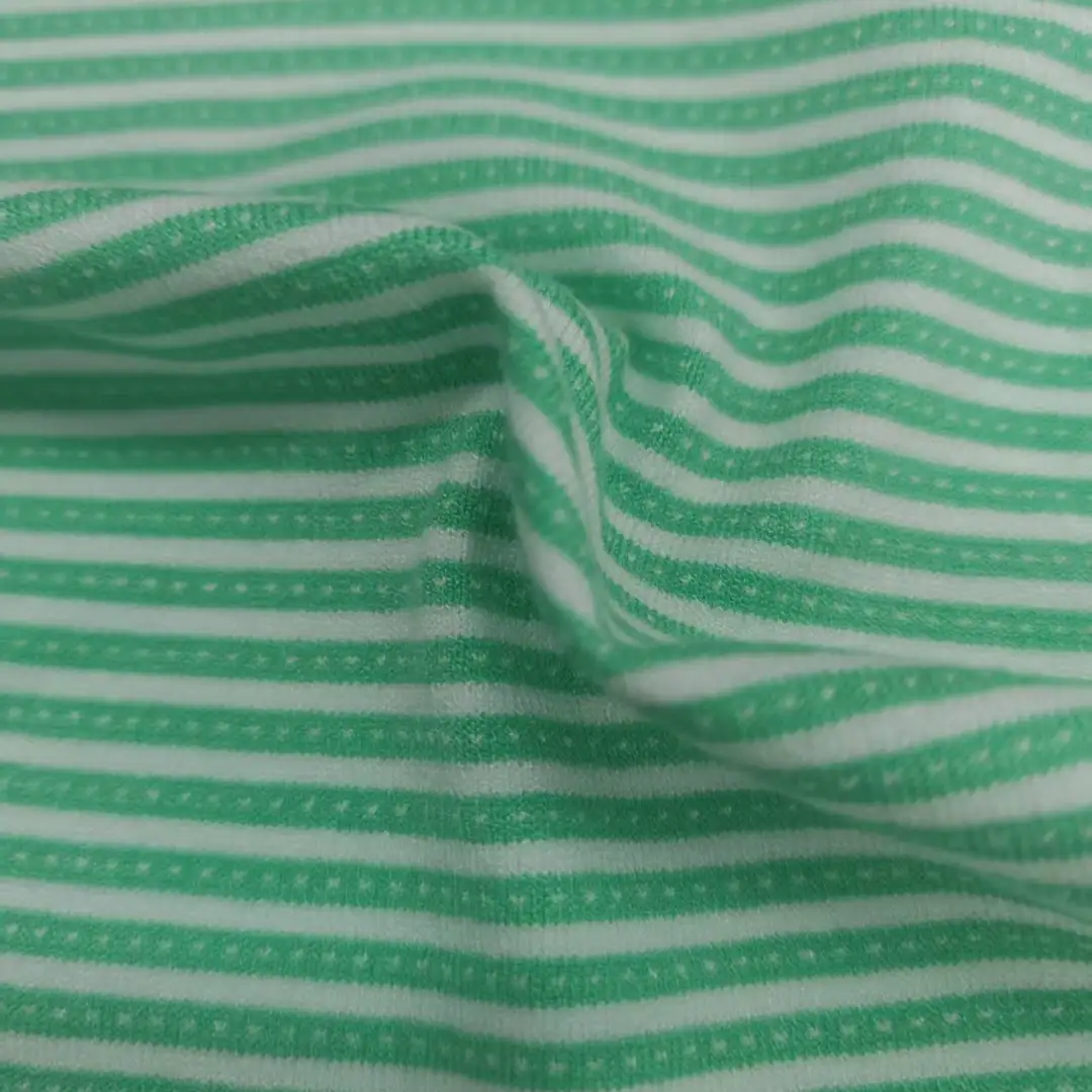 China Yarn for Polo Shirt,Crop Top,Hoodie,Half-Zipper Cardigan (Sweater) Core Spun Yarn Regular Yarn Viscose PBT green&white color buy from China wholesaler bulk order at wholesale price free worldwide shipping Alibaba