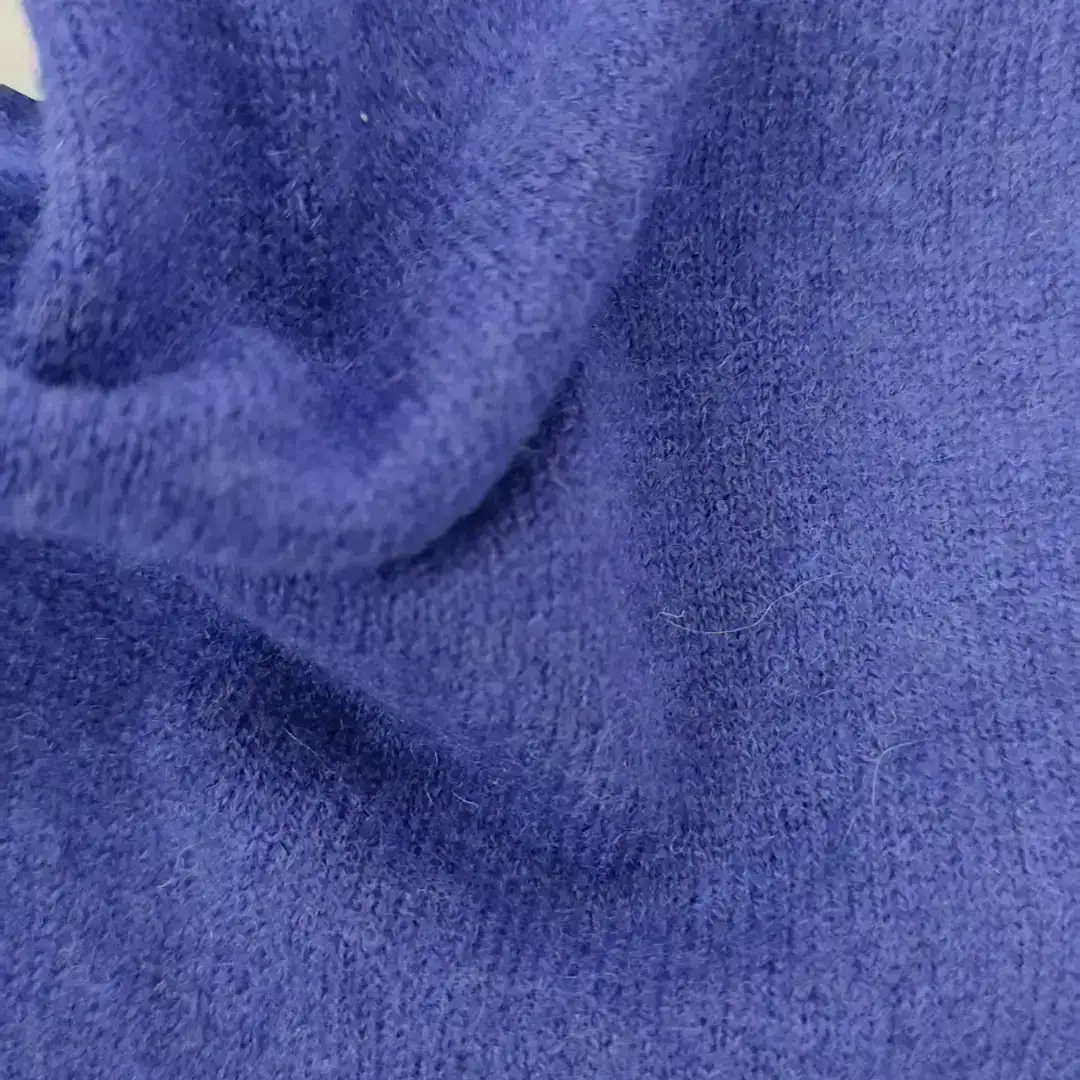 China Yarn for Ladies Vest (Sweater),Crop Top Pullover (Sweater) Woollen Spun Regular Yarn Cotton Nylon Navy Blue color buy from China wholesaler bulk order at wholesale price free worldwide shipping Alibaba