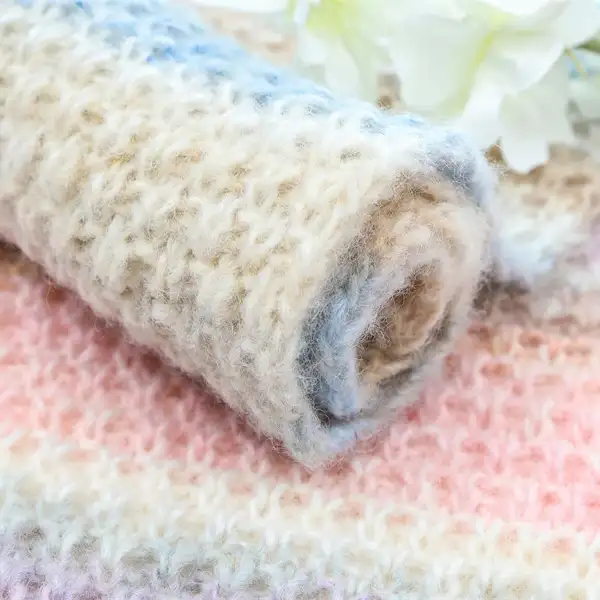 China Yarn for Ladies Vest (Sweater),Men’s Vest (Sweater),Open Cardigan (Sweater),Full-Zipper Cardigan (Sweater),Half-Zipper Cardigan (Sweater) Mossy Yarn Fancy Yarn Recycled Polyester Polyester Wool Nylon Acrylic 56 color buy from China wholesaler bulk order at wholesale price free worldwide shipping Alibaba