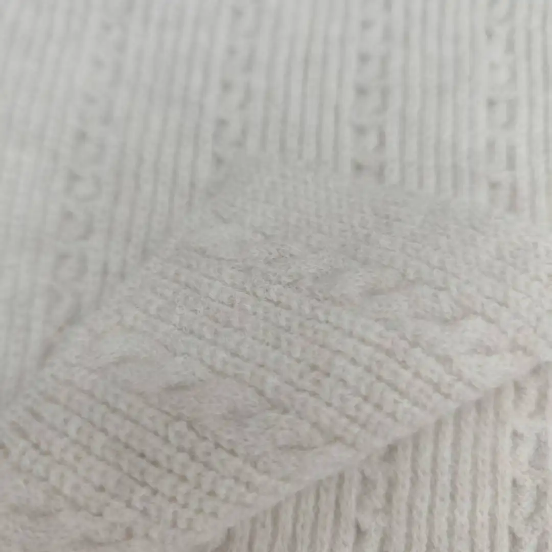 China Yarn for Hoodie,Open Cardigan (Sweater),Half-Zipper Cardigan (Sweater),Shirt Long Sleeve Button (Sweater) Core Spun Yarn Regular Yarn Polyester Acrylic Nylon light tan，Cambridge blue color buy from China wholesaler bulk order at wholesale price free worldwide shipping Alibaba