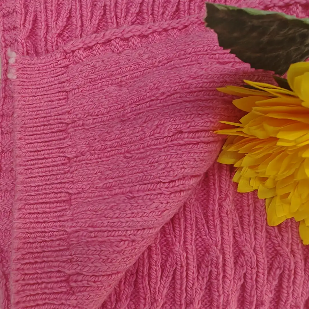 China Yarn for Hoodie,Open Cardigan (Sweater),Round Neck Pullover (Sweater),Crop Top Pullover (Sweater) Core Spun Yarn Regular Yarn Cotton PBT Pink color buy from China wholesaler bulk order at wholesale price free worldwide shipping Alibaba