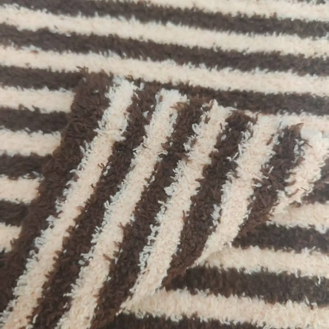 China Yarn for Pants,Hoodie,Open Cardigan (Sweater),Crop Top Pullover (Sweater) Teddy Yarn Fancy Yarn Recycled Polyester Brown，yellow color buy from China wholesaler bulk order at wholesale price free worldwide shipping Alibaba