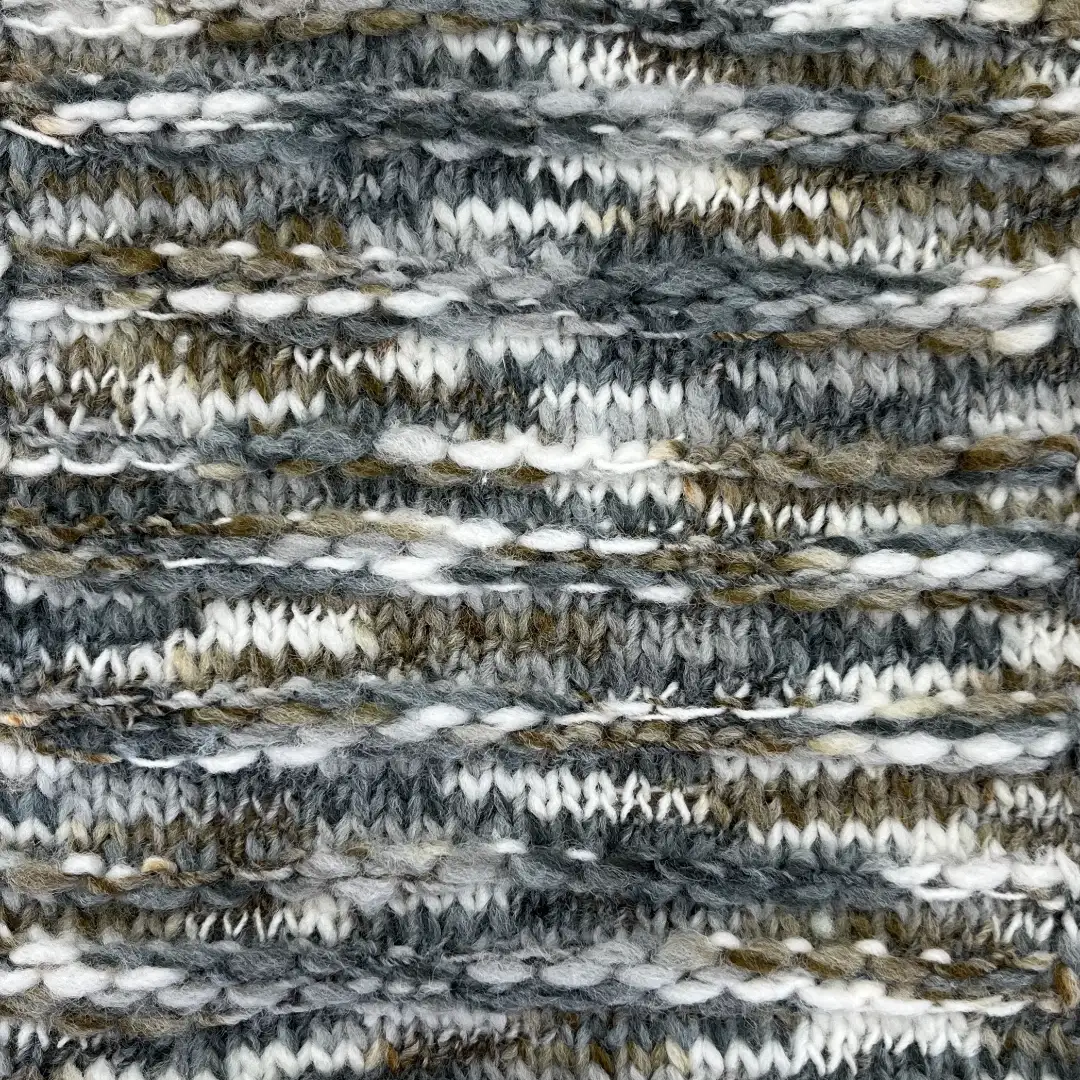 China Yarn for Open Cardigan (Sweater),Round Neck Pullover (Sweater),Crew Neck Pullover (Sweater),Crop Top Pullover (Sweater) Roving Yarn Fancy Yarn Recycled Polyester Acrylic Nylon Merino Wool Blue and White color buy from China wholesaler bulk order at wholesale price free worldwide shipping Alibaba