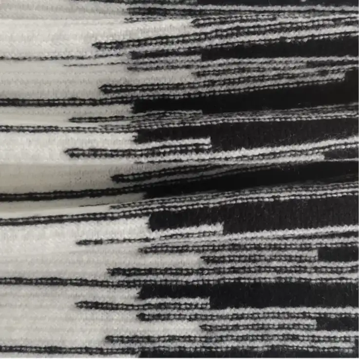 China Yarn for Ladies Vest (Sweater),Half-Zipper Cardigan (Sweater),Round Neck Pullover (Sweater),Men's Pants (Sweater),Women's Pants (Sweater) Mossy Yarn Fancy Yarn Recycled Polyester Acrylic Polyester Elastane white+black color buy from China wholesaler bulk order at wholesale price free worldwide shipping Alibaba