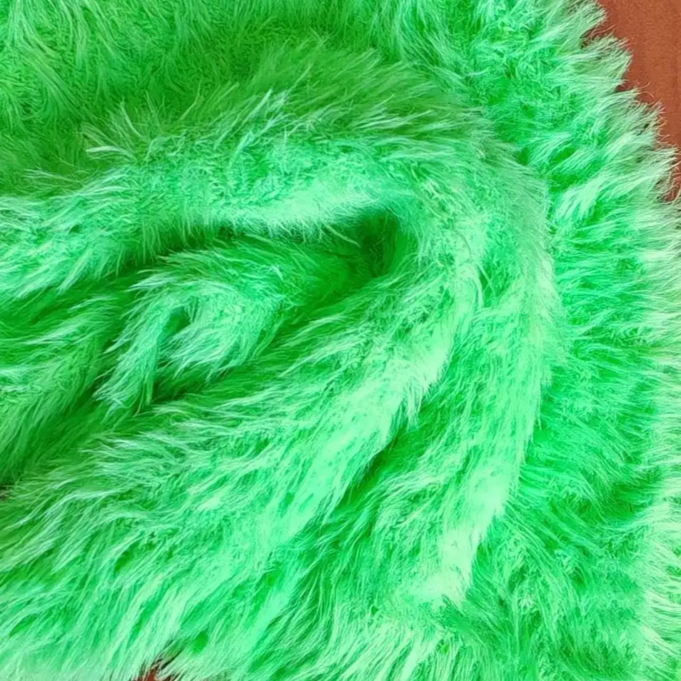 China Yarn for Shirt Long Sleeve Button (Sweater),Shirt Long Sleeve Zipper (Sweater),Shirt Half Sleeve Button (Sweater),Shirt Half Sleeve Zipper (Sweater),Round Neck Pullover (Sweater),Crew Neck Pullover (Sweater) Cat Feather Yarn Fancy Yarn Polyamide green color buy from China wholesaler bulk order at wholesale price free worldwide shipping Alibaba