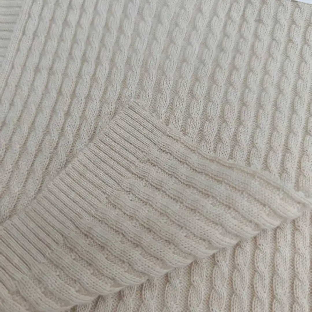 China Yarn for Half-Zipper Cardigan (Sweater),Shirt Half Sleeve Zipper (Sweater),T-shirt (Sweater) Core Spun Yarn Regular Yarn Cotton Lenzing Viscose Cashmere cream-coloured color buy from China wholesaler bulk order at wholesale price free worldwide shipping Alibaba