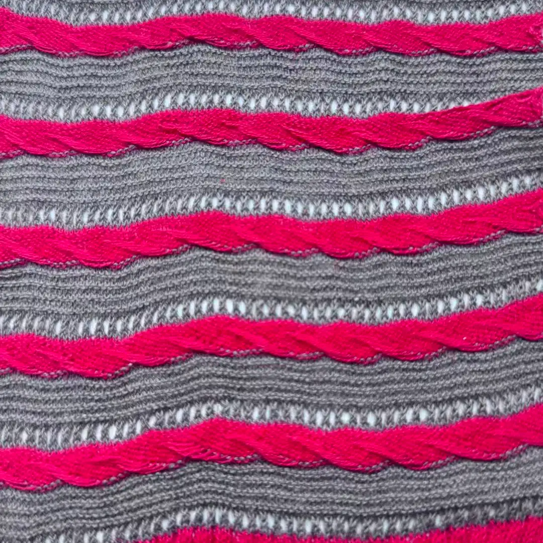 China Yarn for Ladies Vest (Sweater),Men’s Vest (Sweater),Half-Zipper Cardigan (Sweater),Shirt Half Sleeve Button (Sweater) Semi-Worsted Spun Regular Yarn Linen Cotton red color buy from China wholesaler bulk order at wholesale price free worldwide shipping Alibaba