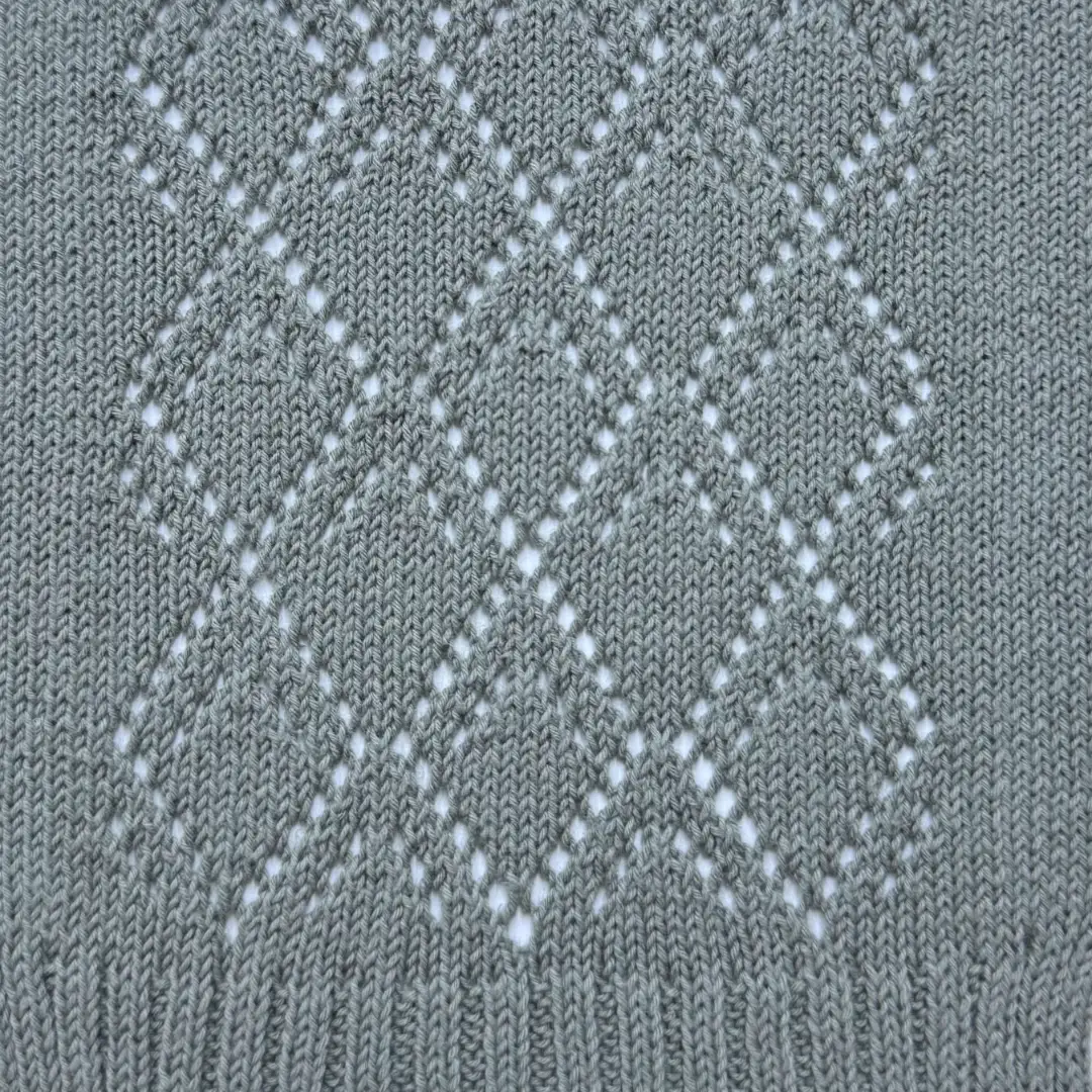 China Yarn for Ladies Vest (Sweater),Men’s Vest (Sweater),Full-Zipper Cardigan (Sweater),Half-Zipper Cardigan (Sweater) Ring Spun Regular Yarn Linen Cotton GREEN color buy from China wholesaler bulk order at wholesale price free worldwide shipping Alibaba