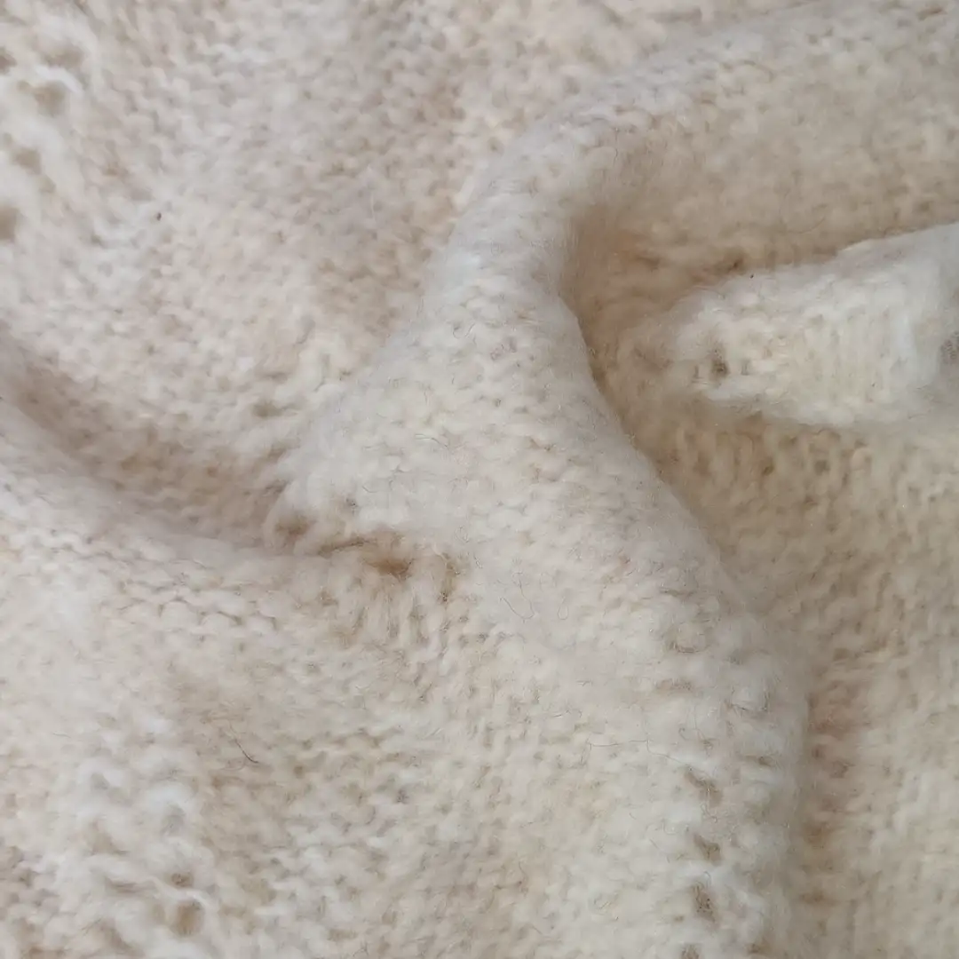 China Yarn for Ladies Vest (Sweater),Men’s Vest (Sweater),Open Cardigan (Sweater),Full-Zipper Cardigan (Sweater),Half-Zipper Cardigan (Sweater) Mossy Yarn Fancy Yarn Polyester Wool creamy white color buy from China wholesaler bulk order at wholesale price free worldwide shipping Alibaba