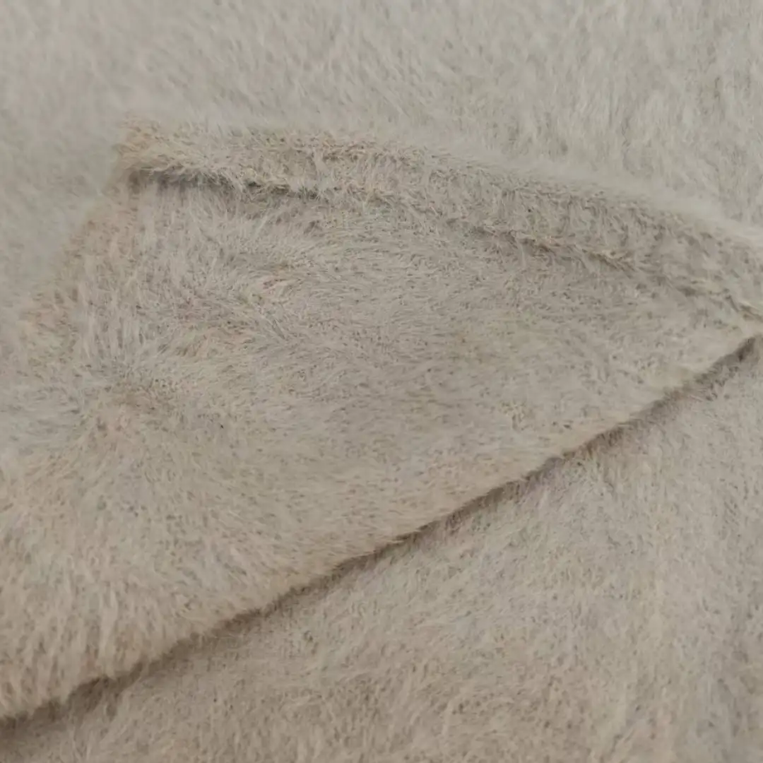 China Yarn for Shirt Long Sleeve Zipper (Sweater),Shirt Half Sleeve Button (Sweater),Shirt Half Sleeve Zipper (Sweater) Cat Feather Yarn Fancy Yarn Nylon cream-coloured color buy from China wholesaler bulk order at wholesale price free worldwide shipping Alibaba