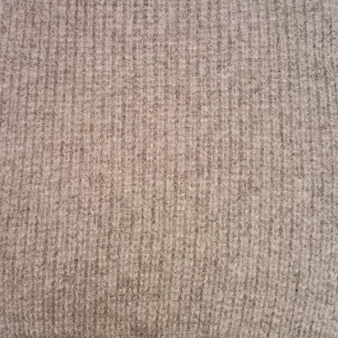 China Yarn for Ladies Vest (Sweater),Men’s Vest (Sweater),Open Cardigan (Sweater),Full-Zipper Cardigan (Sweater),Half-Zipper Cardigan (Sweater) Mossy Yarn Fancy Yarn YAK gray color buy from China wholesaler bulk order at wholesale price free worldwide shipping Alibaba