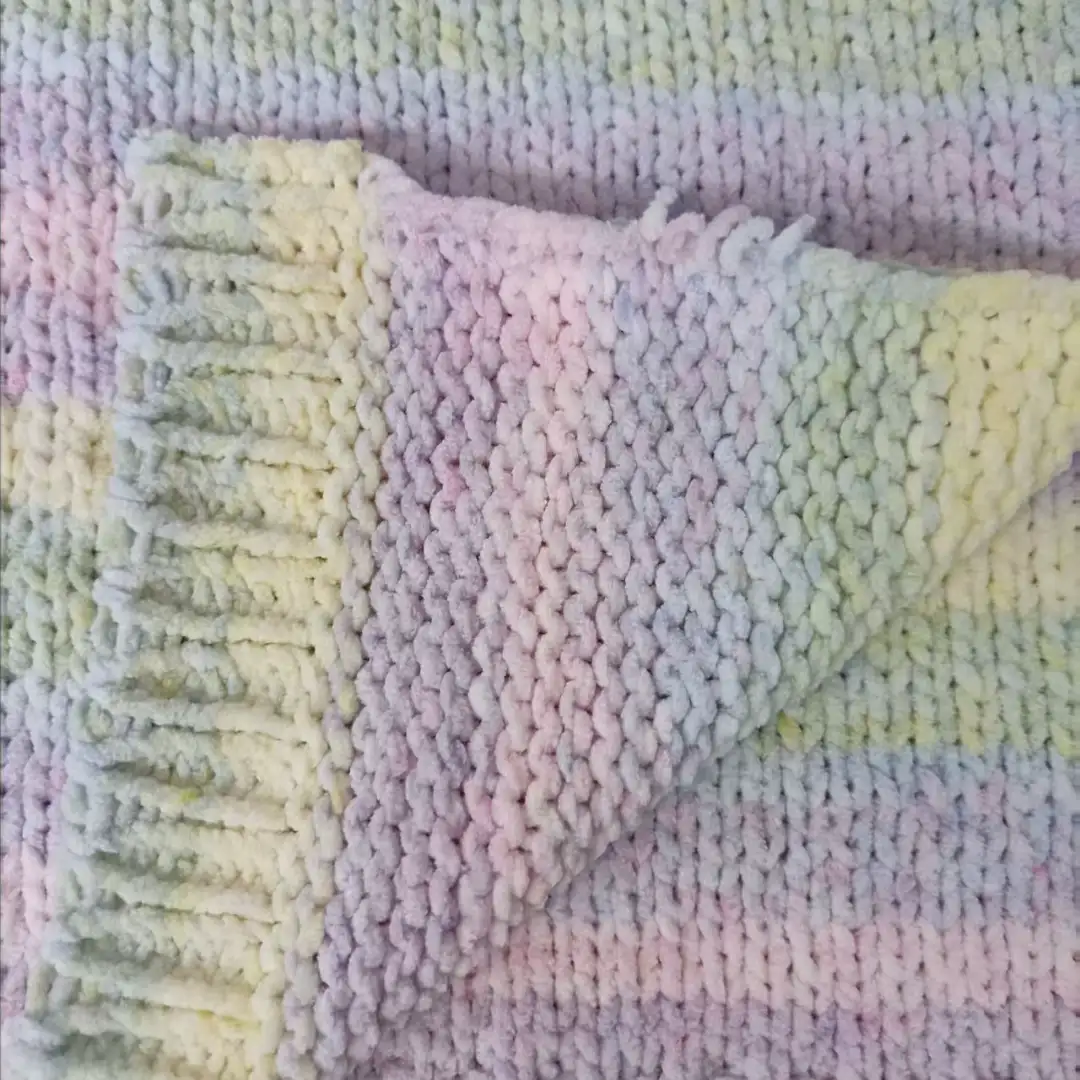 China Yarn for Ladies Vest (Sweater),Men’s Vest (Sweater),Open Cardigan (Sweater),Full-Zipper Cardigan (Sweater),Half-Zipper Cardigan (Sweater) Shiny Chenille Fancy Yarn Polyester rainbow color buy from China wholesaler bulk order at wholesale price free worldwide shipping Alibaba