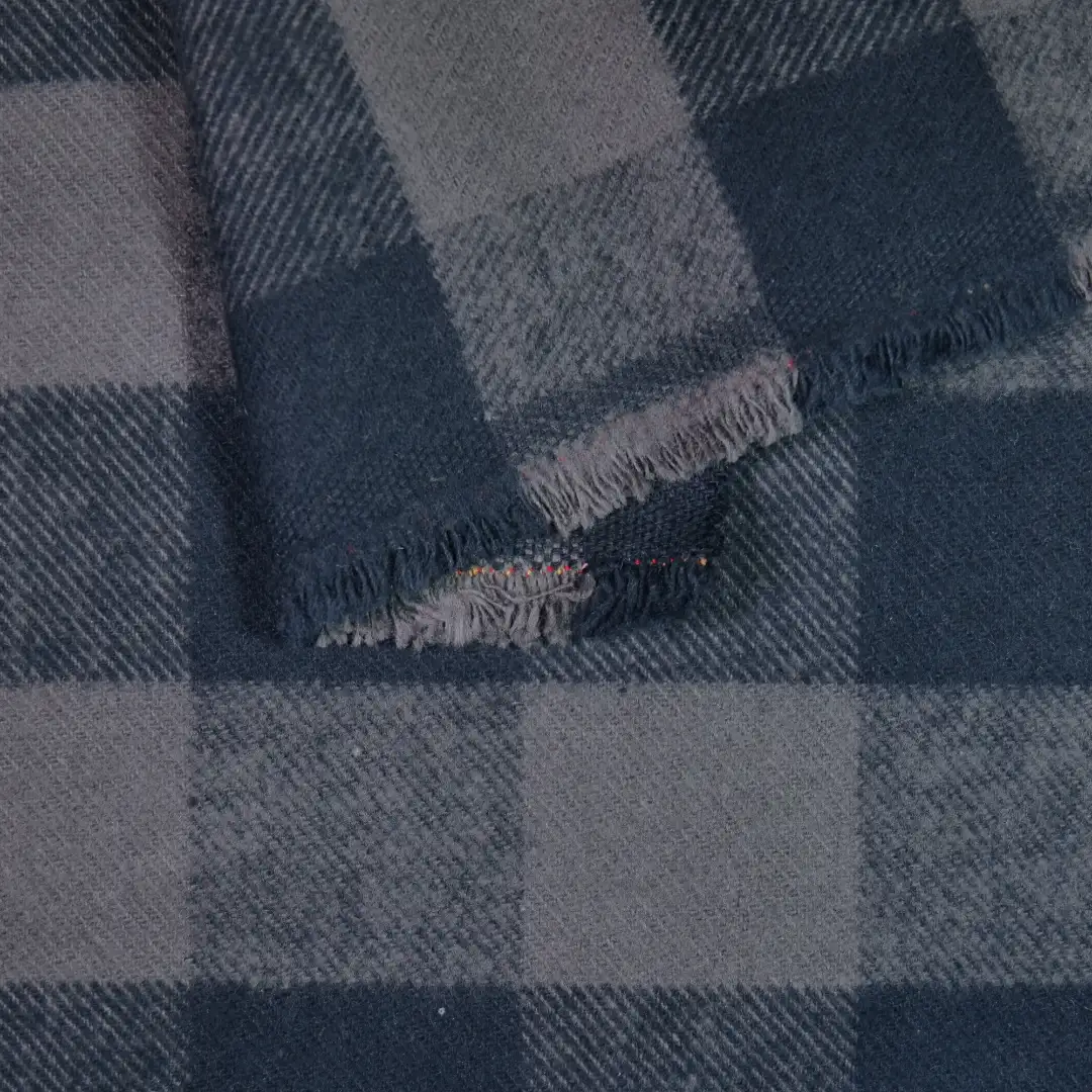 China Fabric for Jackets,Trench Coat Yarn Dyed Check Natural Woven Fabric Cotton green&black color buy from China wholesaler bulk order at wholesale price free worldwide shipping Alibaba