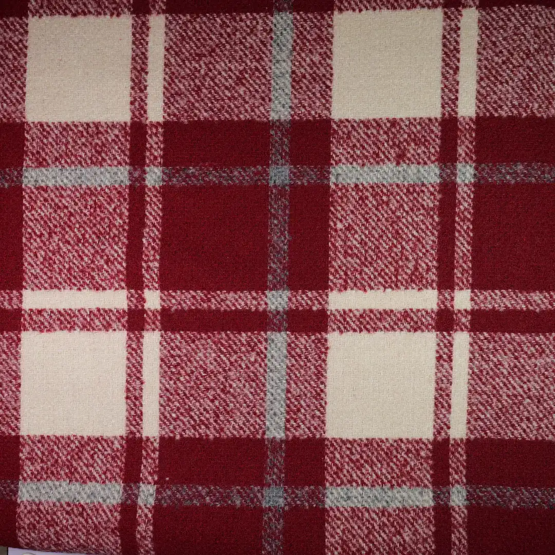 China Fabric for Jackets,Overcoat,Suit,Knitted Jacket  Yarn Dyed Check Woven Blended Fabric Polyester Wool Black color buy from China wholesaler bulk order at wholesale price free worldwide shipping Alibaba