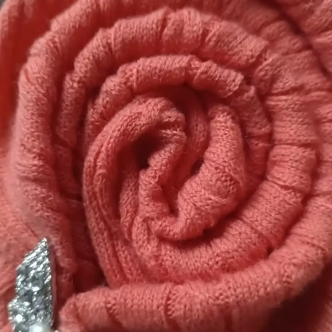 China Yarn for Hoodie,Open Cardigan (Sweater),Full-Zipper Cardigan (Sweater),Half-Zipper Cardigan (Sweater),Round Neck Pullover (Sweater),Crew Neck Pullover (Sweater),Crop Top Pullover (Sweater),Dresses (Cardigan Open) (Sweater),Dresses (Cardigan Button) (Sweater) Mossy Yarn Fancy Yarn Acrylic Wool watermelon red color buy from China wholesaler bulk order at wholesale price free worldwide shipping Alibaba