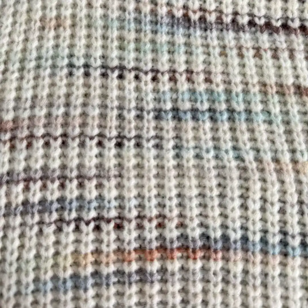 China Yarn for Ladies Vest (Sweater),Open Cardigan (Sweater),Full-Zipper Cardigan (Sweater),Dresses (Cardigan Button) (Sweater) Air Spun Yarn Fancy Yarn Acrylic Polyester SPACE DYED COLOR color buy from China wholesaler bulk order at wholesale price free worldwide shipping Alibaba