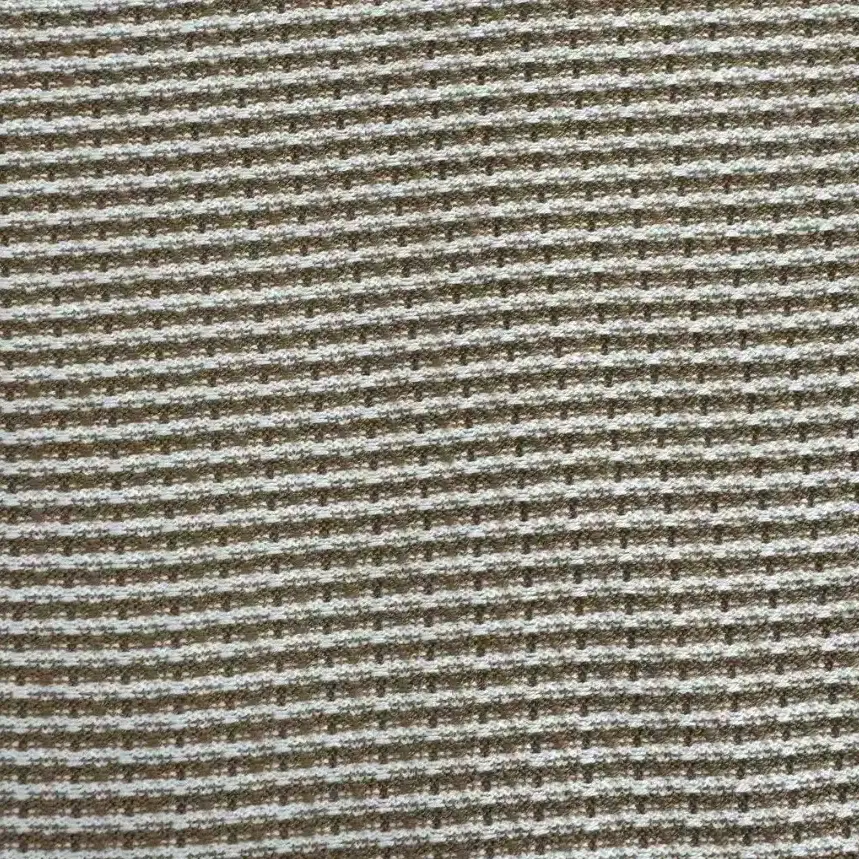 China Yarn for Ladies Vest (Sweater),Men’s Vest (Sweater) Twisted Yarn Twisted Yarn Recycled Polyester Anti-pilling acrylic Nylon Wool Brown color buy from China wholesaler bulk order at wholesale price free worldwide shipping Alibaba