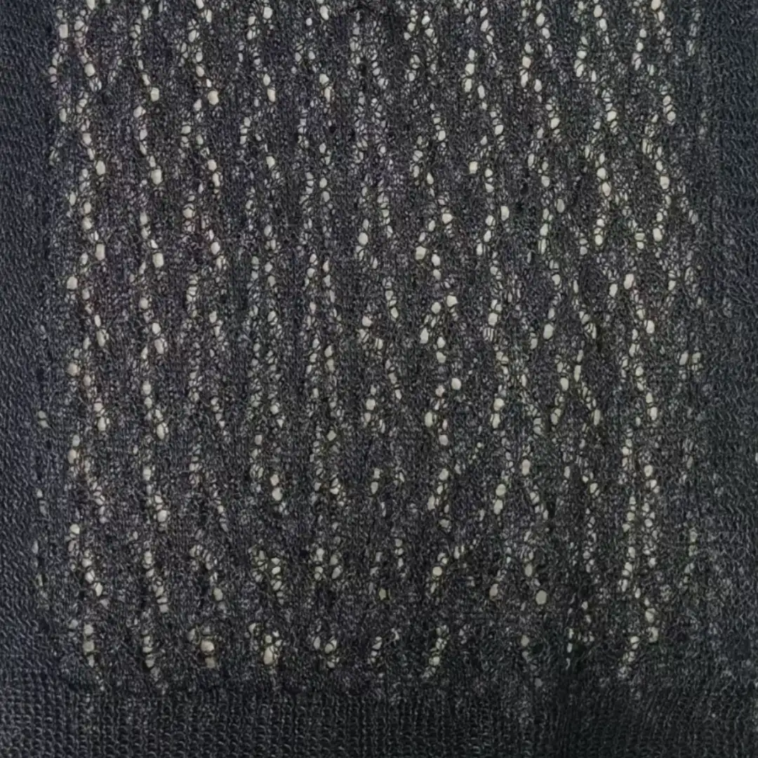 China Yarn for Ladies Vest (Sweater),Men’s Vest (Sweater),Open Cardigan (Sweater),Full-Zipper Cardigan (Sweater),Half-Zipper Cardigan (Sweater),Shirt Long Sleeve Button (Sweater) Core Spun Yarn Regular Yarn Viscose Polyester black color buy from China wholesaler bulk order at wholesale price free worldwide shipping Alibaba