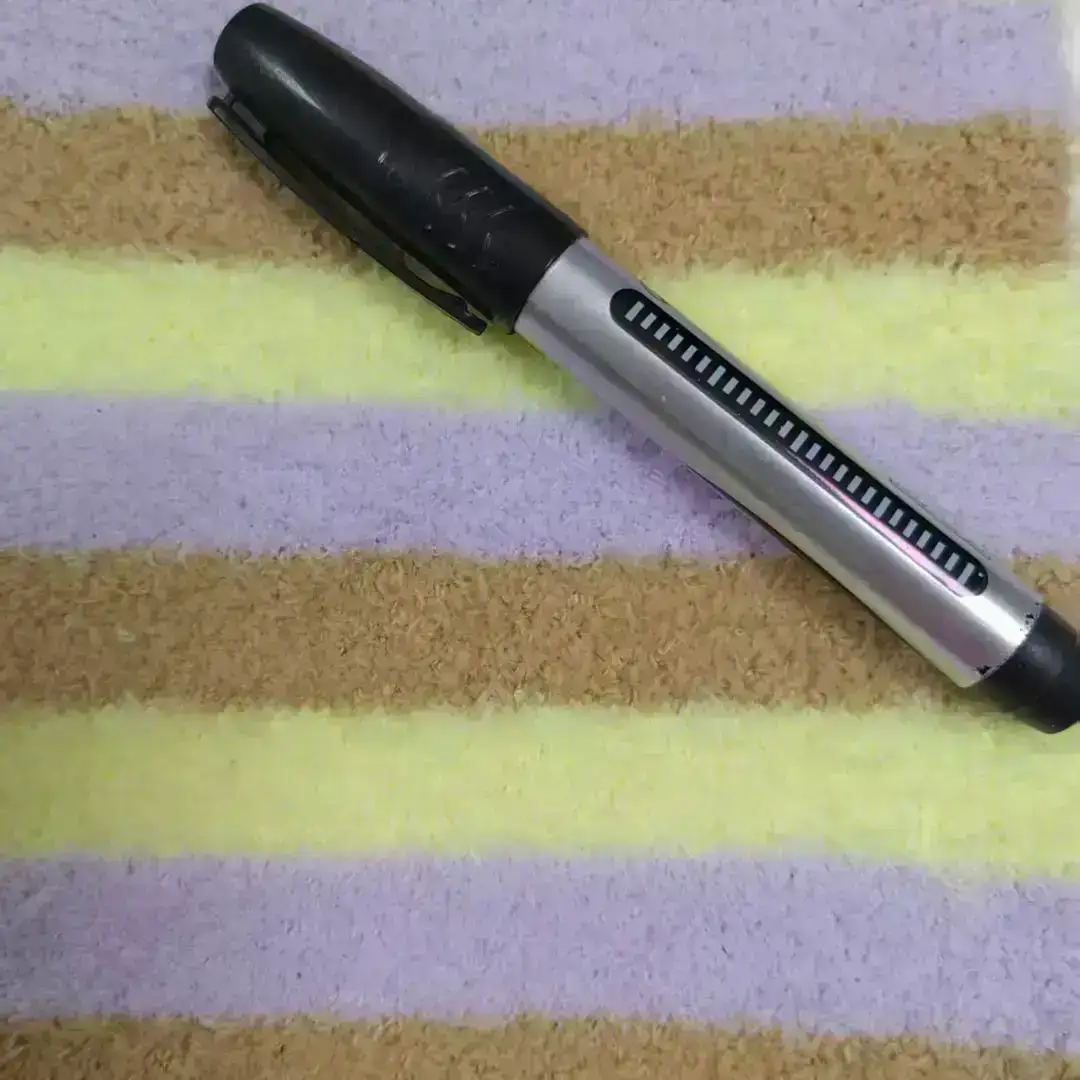 China Yarn for Ladies Vest (Sweater),Men’s Vest (Sweater),Open Cardigan (Sweater),Full-Zipper Cardigan (Sweater),Half-Zipper Cardigan (Sweater),Shirt Long Sleeve Button (Sweater),Shirt Long Sleeve Zipper (Sweater),Shirt Half Sleeve Button (Sweater) Teddy Yarn Fancy Yarn Polyester 彩条(colour bar ) color buy from China wholesaler bulk order at wholesale price free worldwide shipping Alibaba