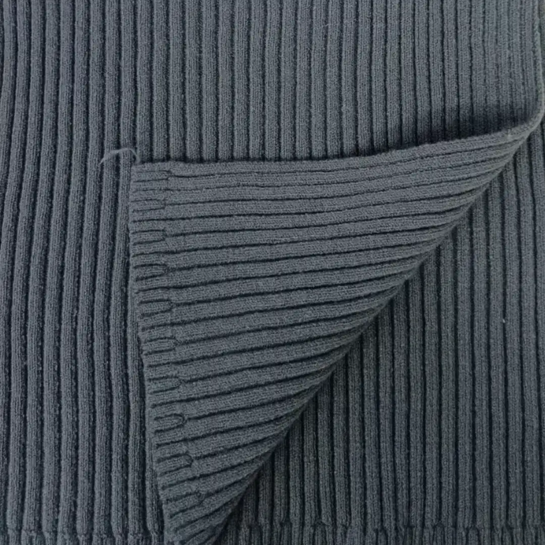 China Yarn for Ladies Vest (Sweater),Men’s Vest (Sweater),Open Cardigan (Sweater),Full-Zipper Cardigan (Sweater),Half-Zipper Cardigan (Sweater),Shirt Long Sleeve Button (Sweater) Core Spun Yarn Regular Yarn Recycled Polyester PBT green color buy from China wholesaler bulk order at wholesale price free worldwide shipping Alibaba