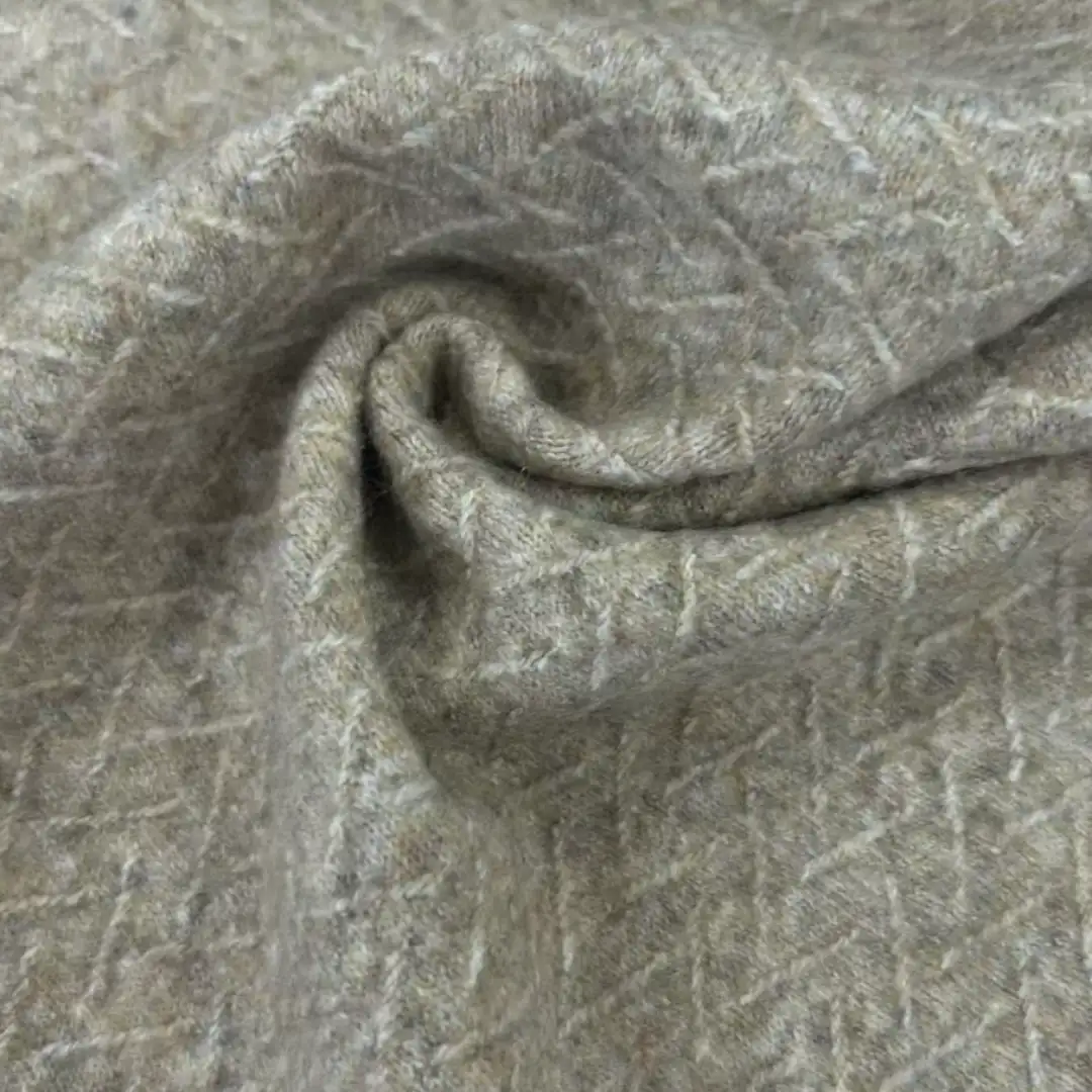 China Yarn for Ladies Vest (Sweater),Men’s Vest (Sweater),Polo T-shirt (Sweater),Roll Neck Jumper (Sweater),Kids V-Neck Cardigan (Sweater) Air Spun Yarn Fancy Yarn Recycled Polyester Spandex Huatuo Color color buy from China wholesaler bulk order at wholesale price free worldwide shipping Alibaba