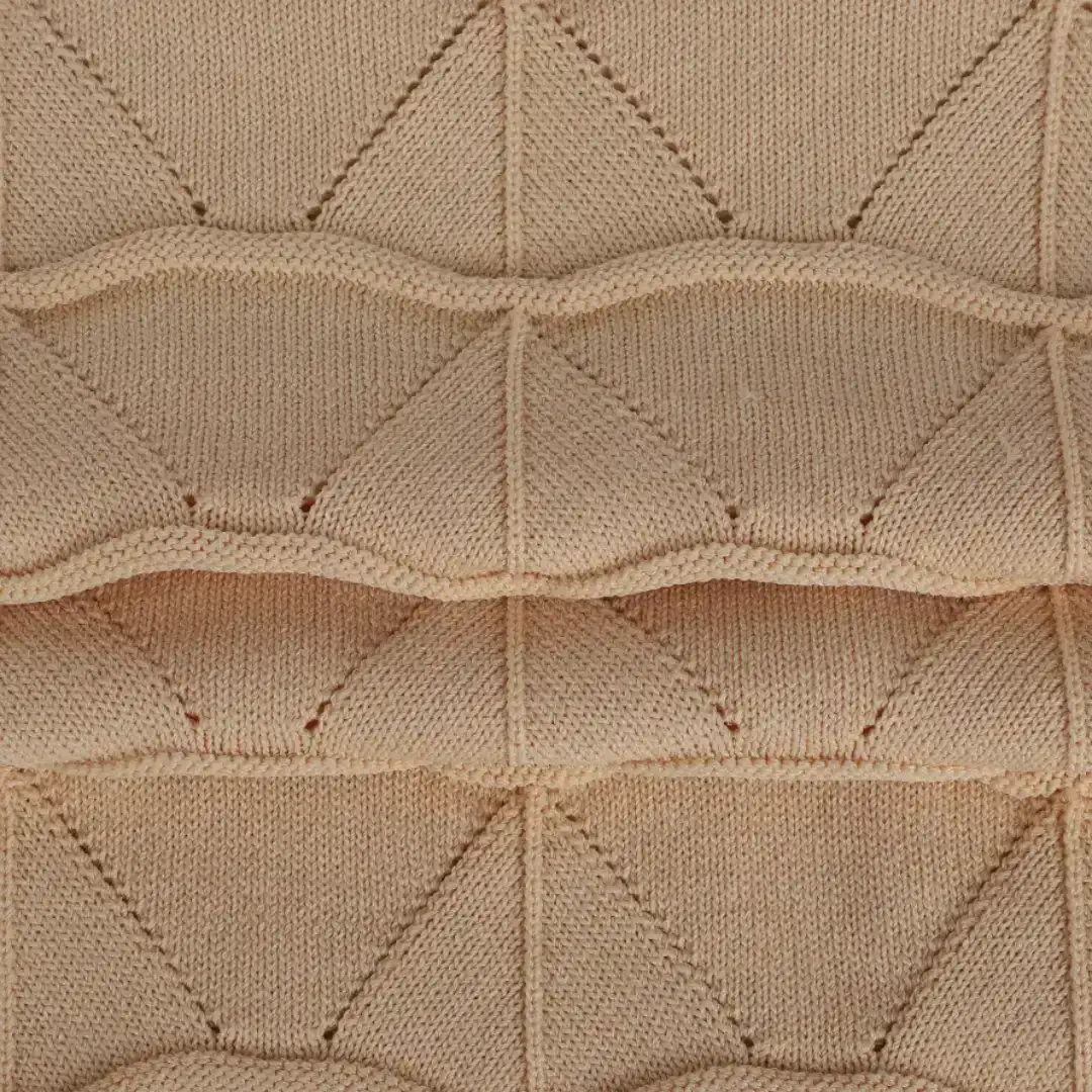 China Yarn for Ladies Vest (Sweater),Men’s Vest (Sweater),Half-Zipper Cardigan (Sweater),Round Neck Pullover (Sweater),Polo T-shirt (Sweater) Elastic Filament Filament FSC Vortex Viscose Nylon Taupe color buy from China wholesaler bulk order at wholesale price free worldwide shipping Alibaba