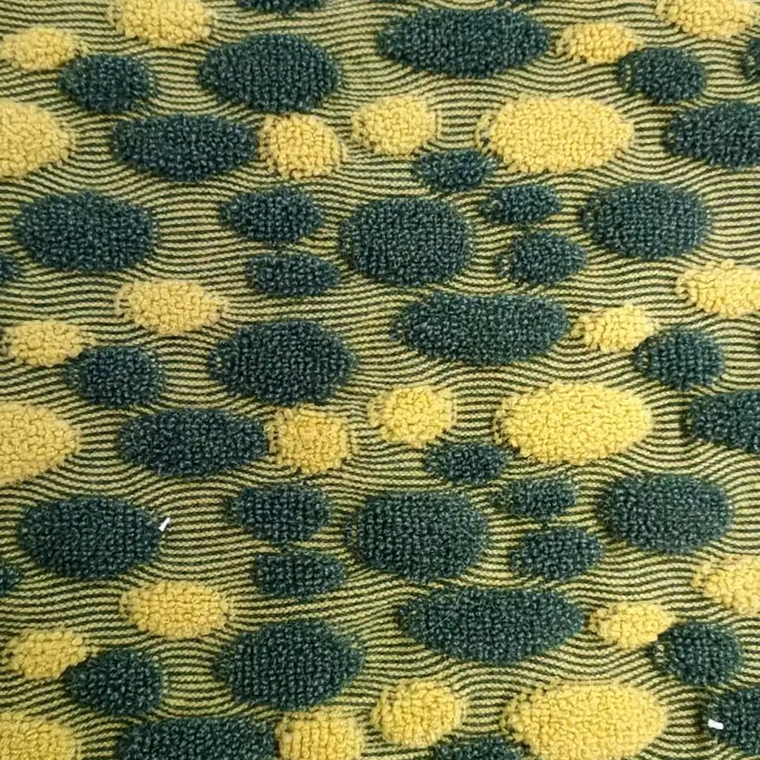 China Yarn for Men’s Vest (Sweater),Hoodie  (Sweater),Roll Neck Jumper (Sweater) Core Spun Yarn Regular Yarn Rayon Nylon Polyester Yellow-Green color buy from China wholesaler bulk order at wholesale price free worldwide shipping Alibaba