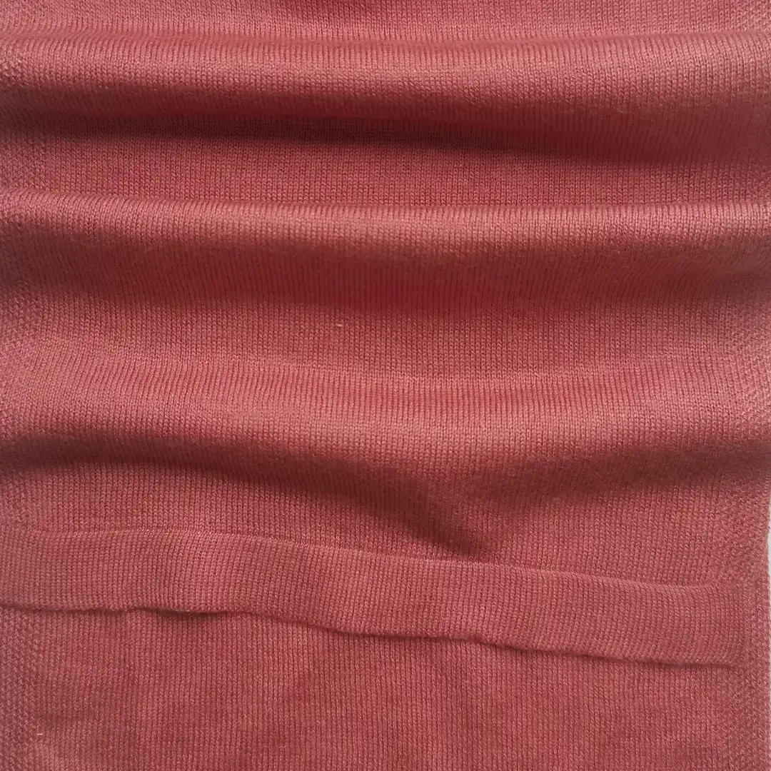 China Yarn for T-shirt (Sweater),Polo T-shirt (Sweater),Baby Crew Neck Jumper (Sweater),Baby Short Sleeve T-Shirt (Sweater),Square Neck Short Sleeve T-Shirt (Sweater) Worsted Spun Regular Yarn Silk Cashmere Rose Pink color buy from China wholesaler bulk order at wholesale price free worldwide shipping Alibaba