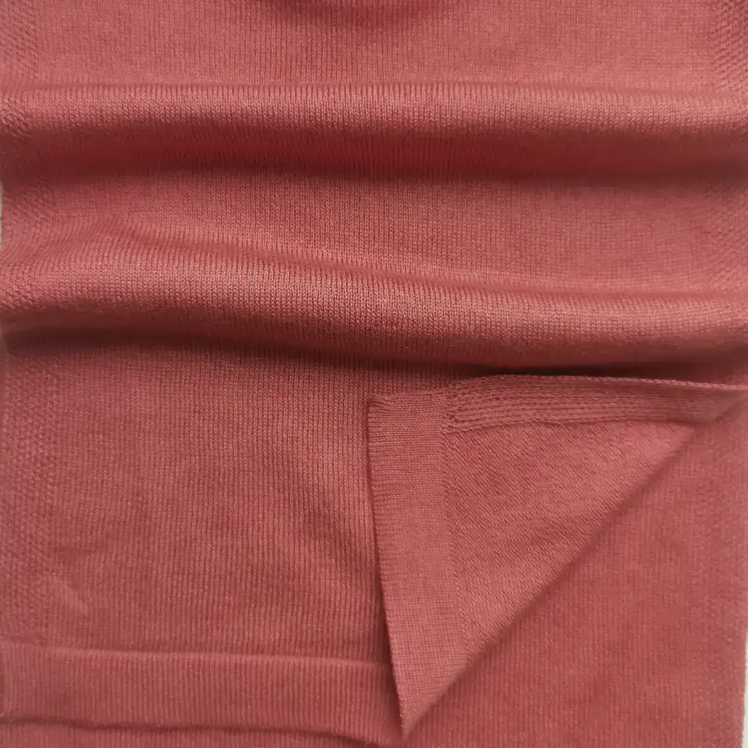 China Yarn for T-shirt (Sweater),Polo T-shirt (Sweater),Baby Crew Neck Jumper (Sweater),Baby Short Sleeve T-Shirt (Sweater),Square Neck Short Sleeve T-Shirt (Sweater) Worsted Spun Regular Yarn Silk Cashmere Rose Pink color buy from China wholesaler bulk order at wholesale price free worldwide shipping Alibaba