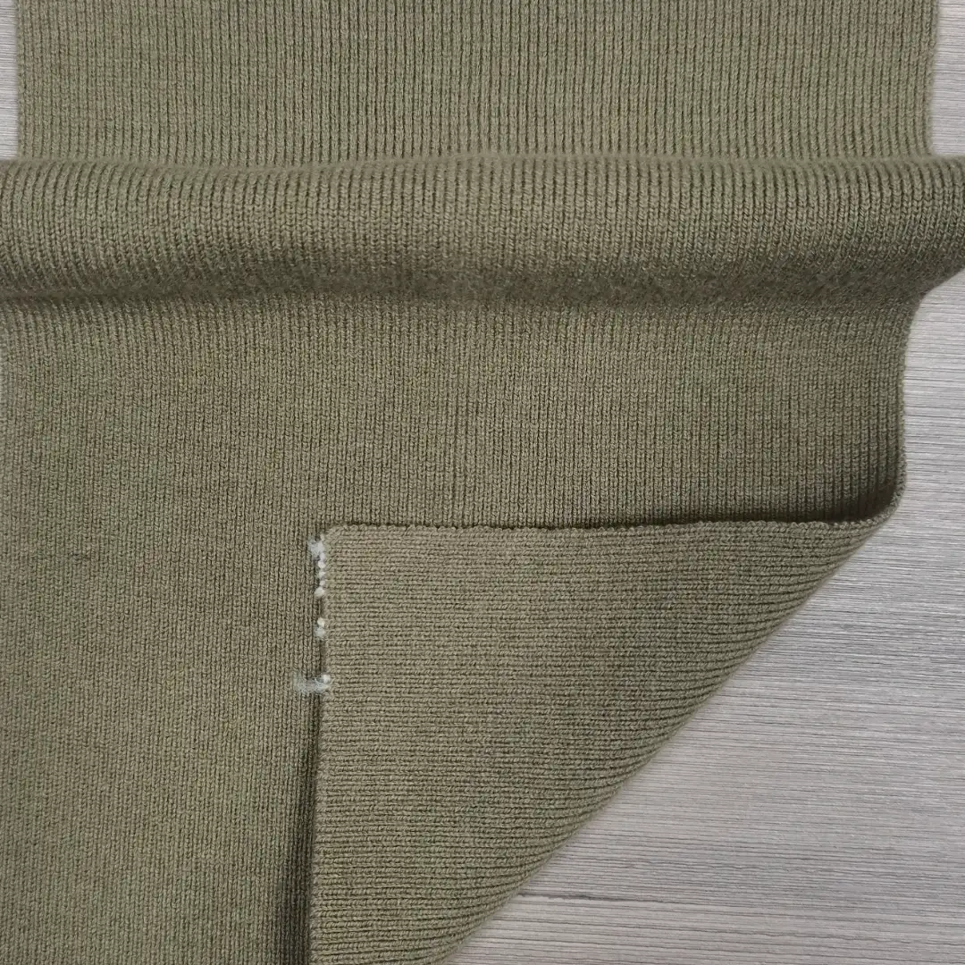 China Yarn for Open Cardigan (Sweater),Full-Zipper Cardigan (Sweater),Half-Zipper Cardigan (Sweater),Roll Neck Jumper (Sweater) Worsted Spun Regular Yarn Merino Wool Cashmere Green color buy from China wholesaler bulk order at wholesale price free worldwide shipping Alibaba