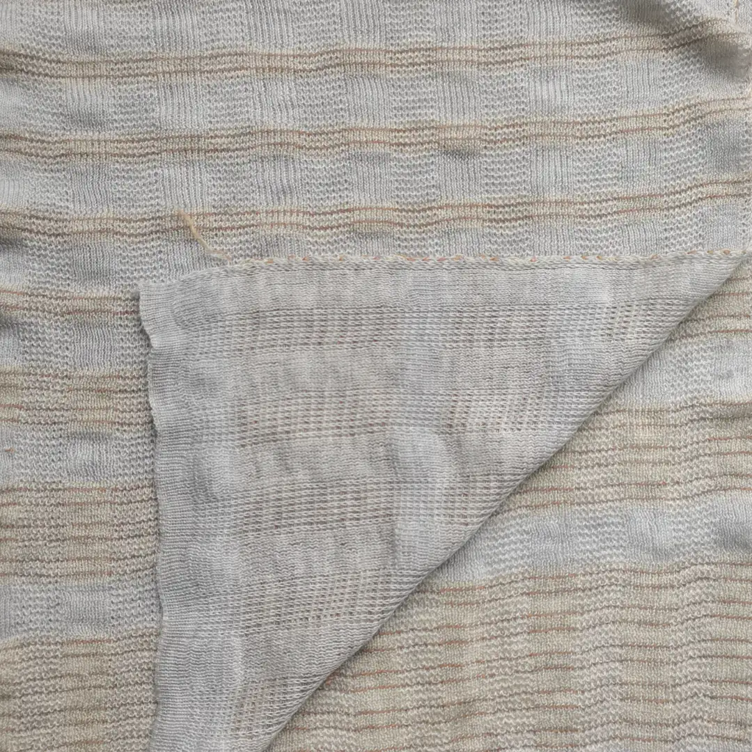 China Yarn for Ladies Vest (Sweater),Round Neck Pullover (Sweater),Crew Neck Pullover (Sweater),Polo T-shirt (Sweater),Kids Crew-Neck Cardigan (Sweater) Worsted Spun Regular Yarn Lyocell Merino Wool Grey+Coffee color buy from China wholesaler bulk order at wholesale price free worldwide shipping Alibaba